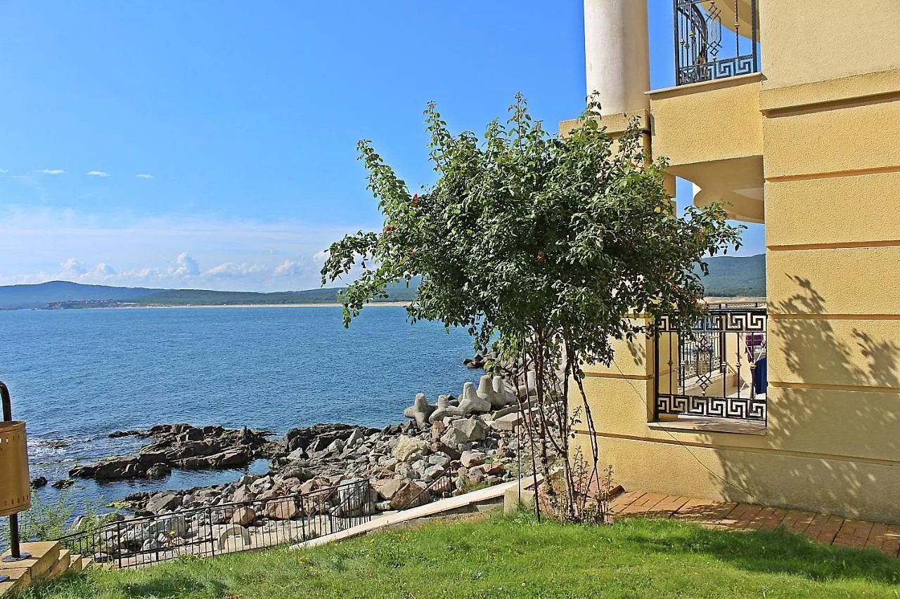 Duni Marina Royal Palace Hotel Sozopol 5*,